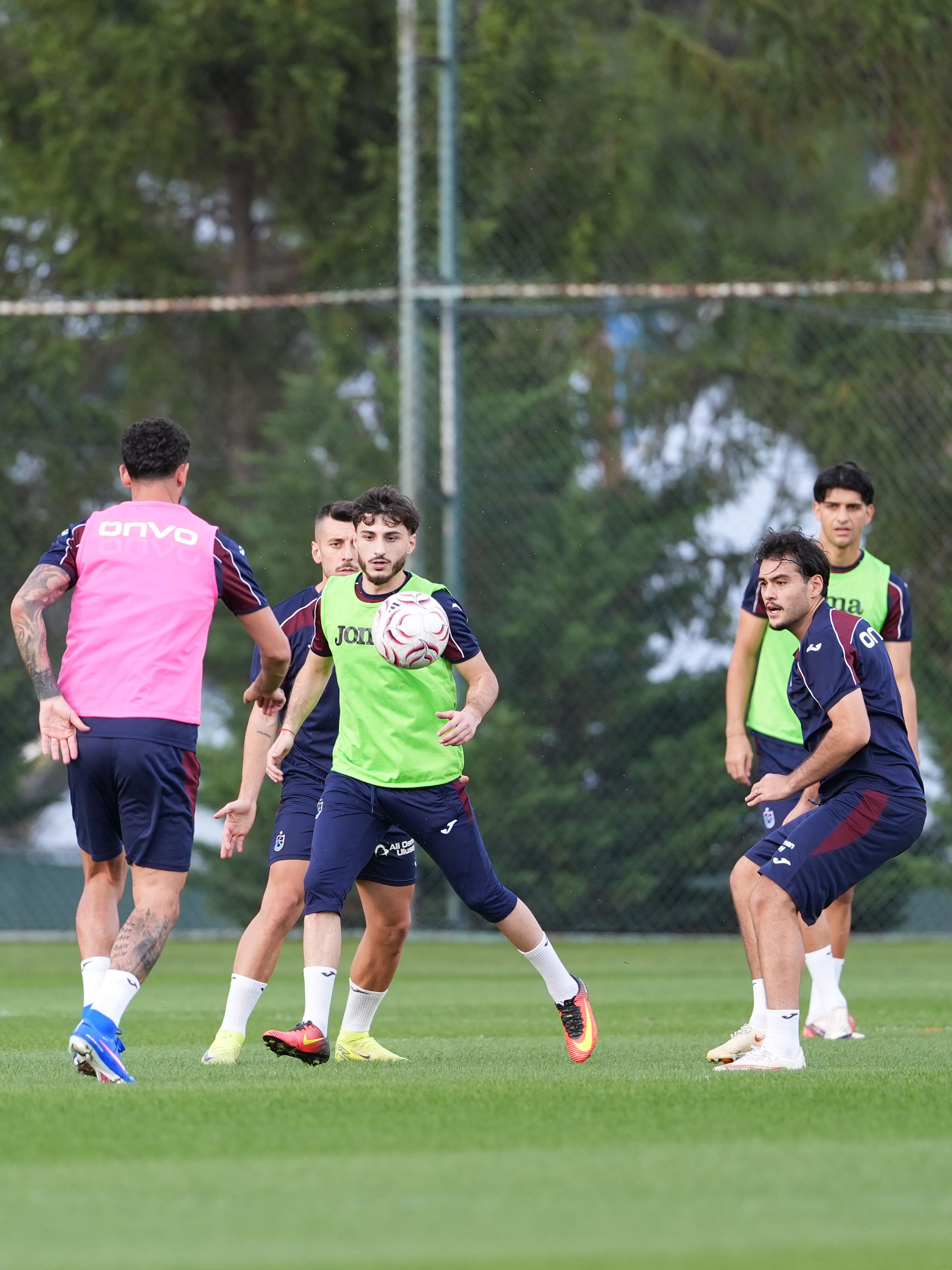 Trabzonspor'da Samsunspor Mesaisi: Milli Yıldızlar Takıma Döndü
